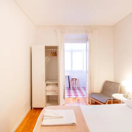 Living Arroios Apartament Lizbona